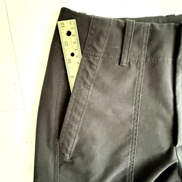 Athleta Black High Rise Utility Tapered Crop Pants Size 6 Stretch Canvas - Picture 6 of 9
